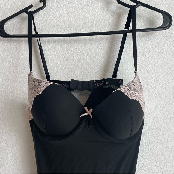 VICTORIA’S SECRET BUSTIER SLIP TOP🖤 - Picture 2 of 4